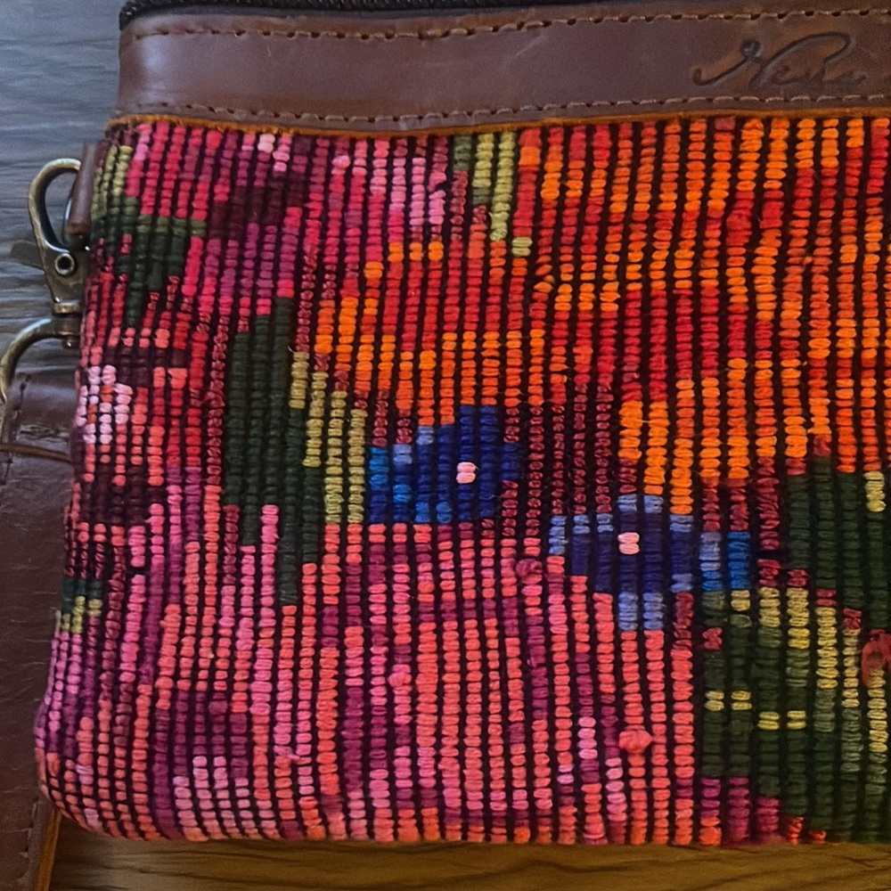 Nena & Co Floral Loomed Clutch/Wristlet - Picture 7 of 12